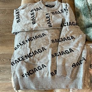 Balenciaga sweater NWT